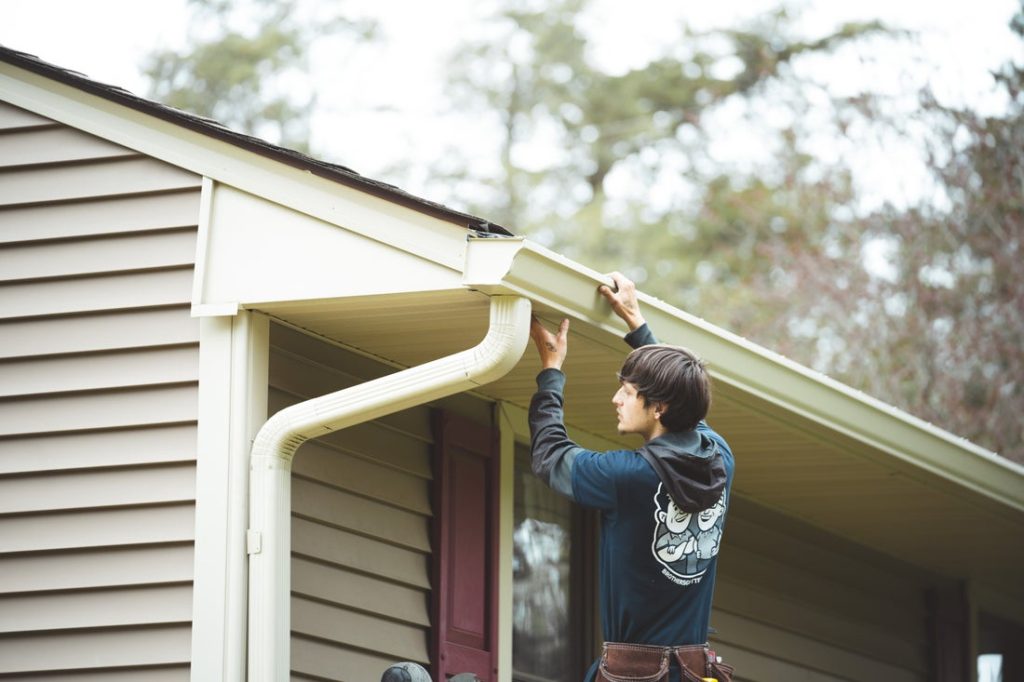 gutter installation in Wisconsin